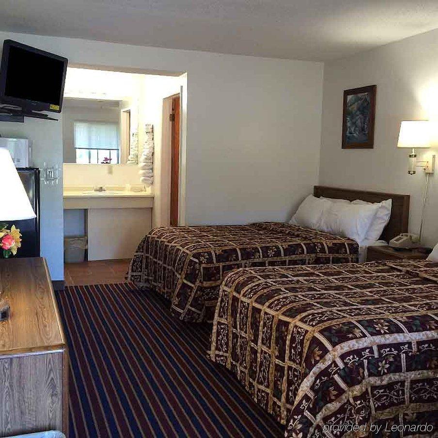 Port Lodge Motel Pulaski Екстериор снимка