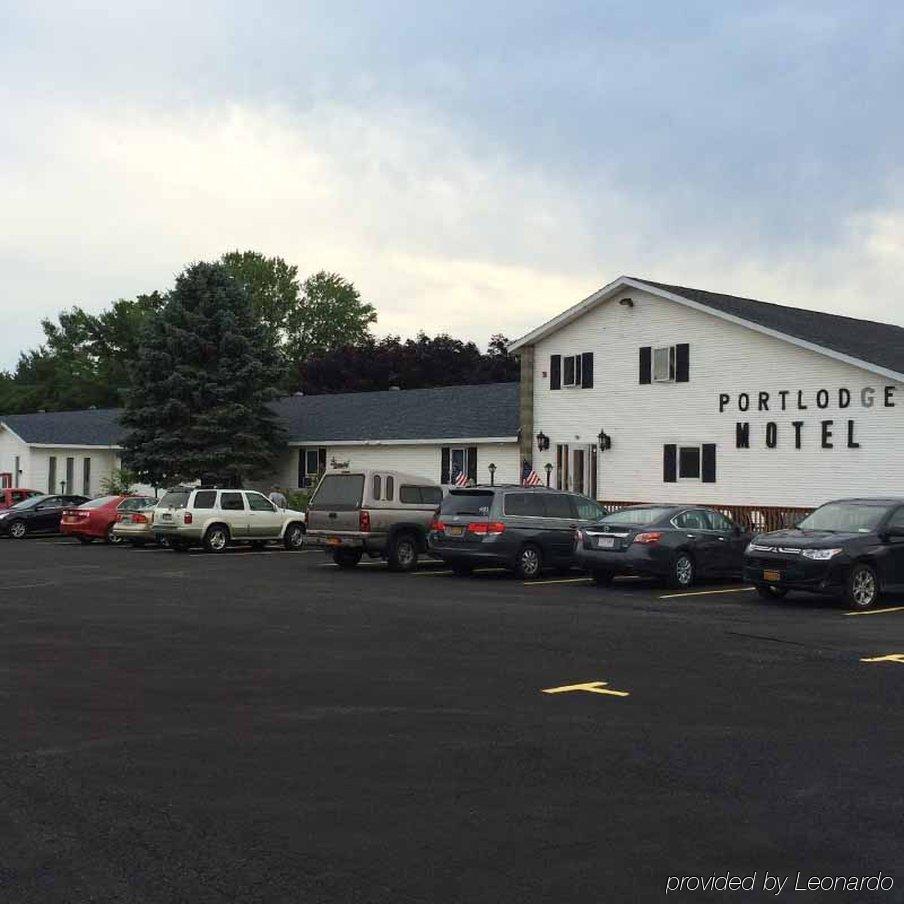 Port Lodge Motel Pulaski Екстериор снимка