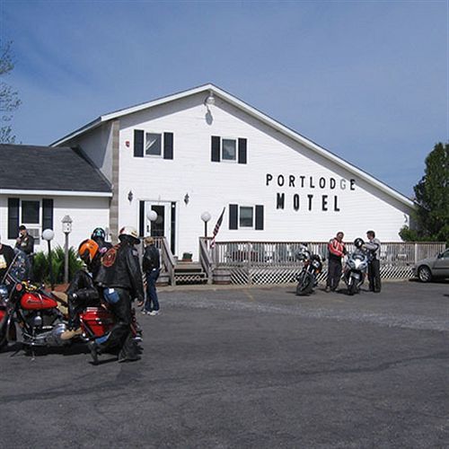 Port Lodge Motel Pulaski Екстериор снимка