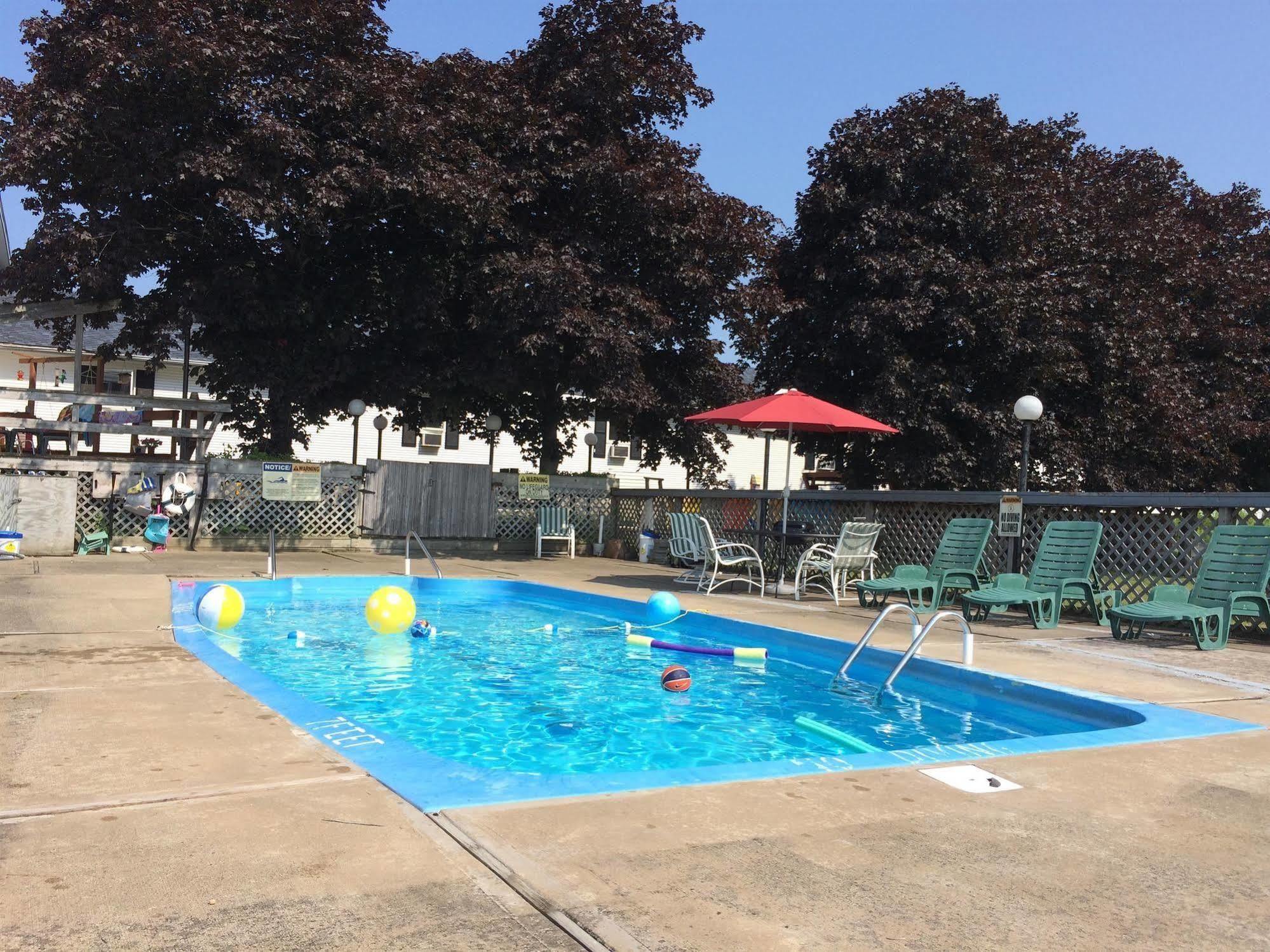 Port Lodge Motel Pulaski Екстериор снимка